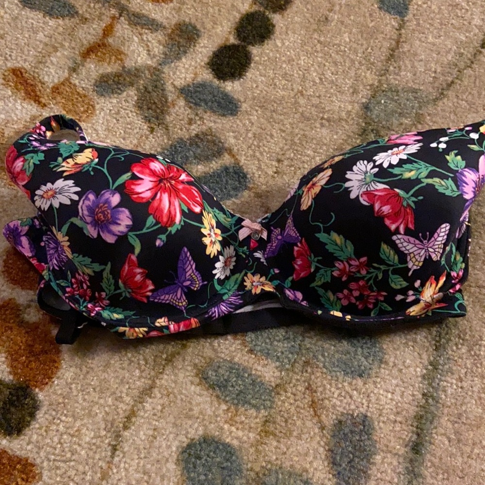Gently used bra from VS 38D